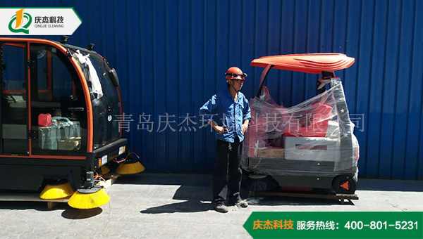 德州永鋒鋼鐵批量采購慶杰電動掃地車洗地機